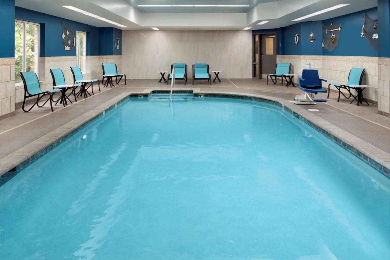Hilton Garden Inn Charlotte/Муурсвил Екстериор снимка